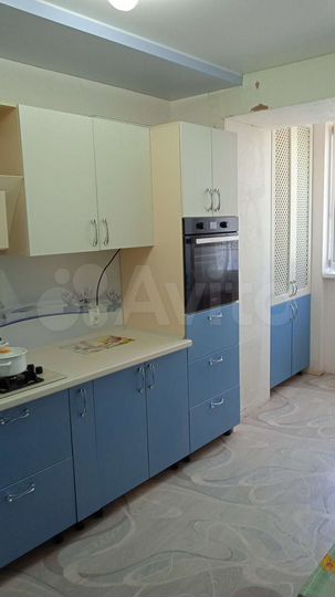 4-к. квартира, 101,3 м², 2/2 эт.