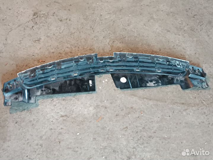 Решетка верх радиатора рестайл Шевроле Круз