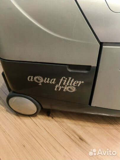 Пылесос с водяным фильтром