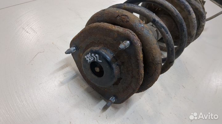 Амортизатор подвески Mitsubishi Carisma, 2001