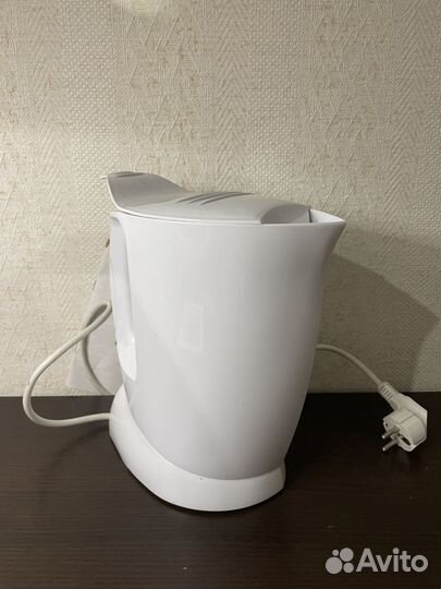 Чайник электрический Royal RL 802 белый