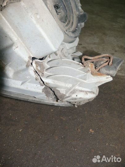 Фара прав Chevrolet Spark II 2005-2009 с дефектом