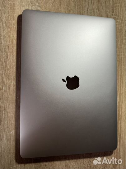 Macbook pro 13 2022 m2 8/256