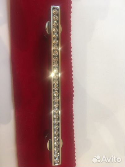 Ручка для тумбы Сваровски