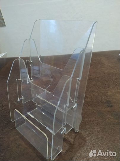 Буклетница, подставка для визиток