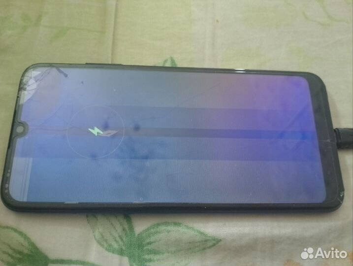 Планшет и телефон