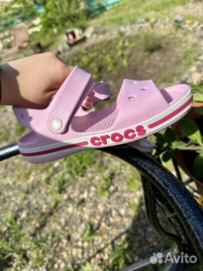 Crocs для девочки j1