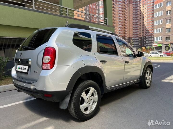 Renault Duster 2.0 AT, 2014, 111 000 км