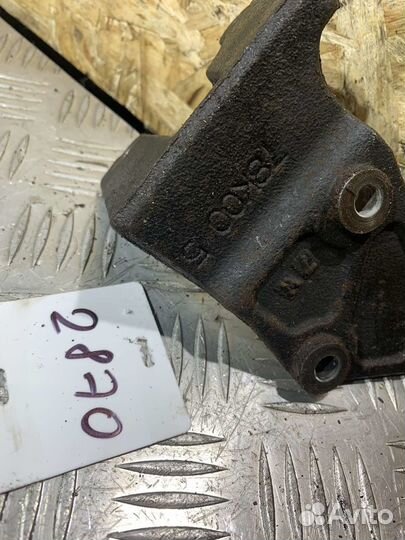 Кронштейн гидроусилителя Suzuki Grand Vitara II (2