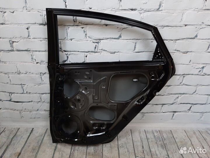 Дверь задняя правая Solaris Солярис 4