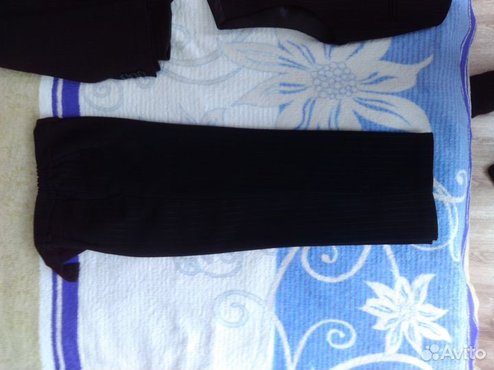 Костюм на мальчика в идеальном состоянии