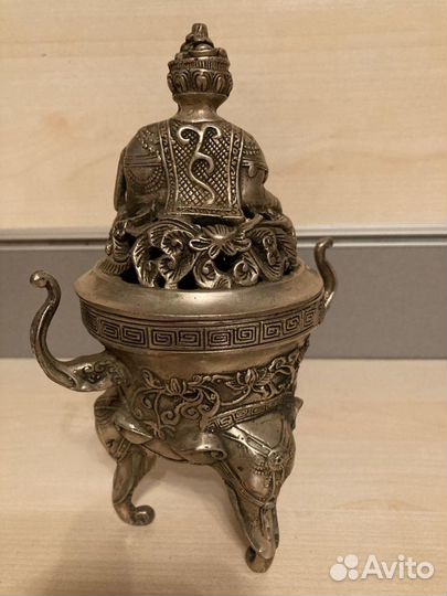 Кадильница для благовоний. Ножки три слона