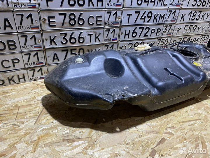 Топливный бак Peugeot 206 седан 1.4 2009