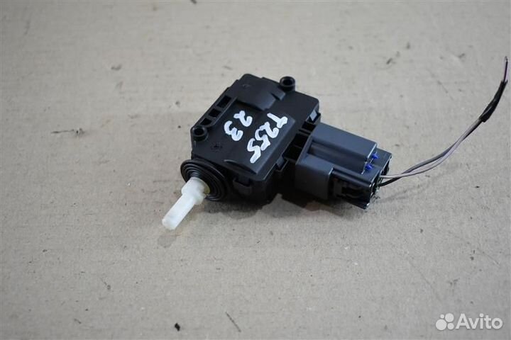 Замок лючка бензобака Ford Mondeo 4 поколение qxba