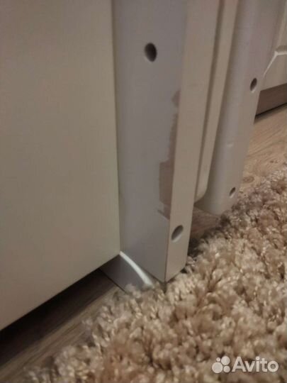 Детская кроватка с маятником и ящиком