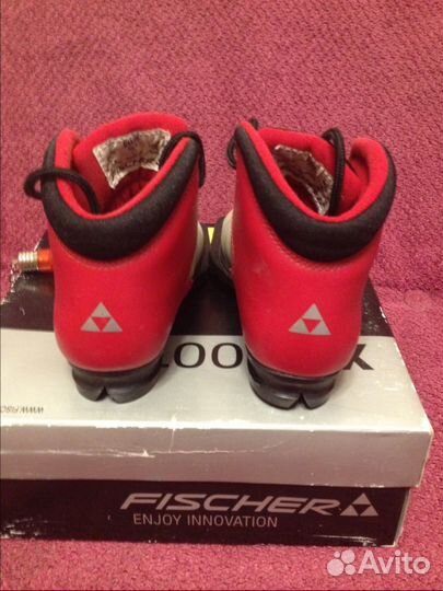 Лыжные ботинки р. 32