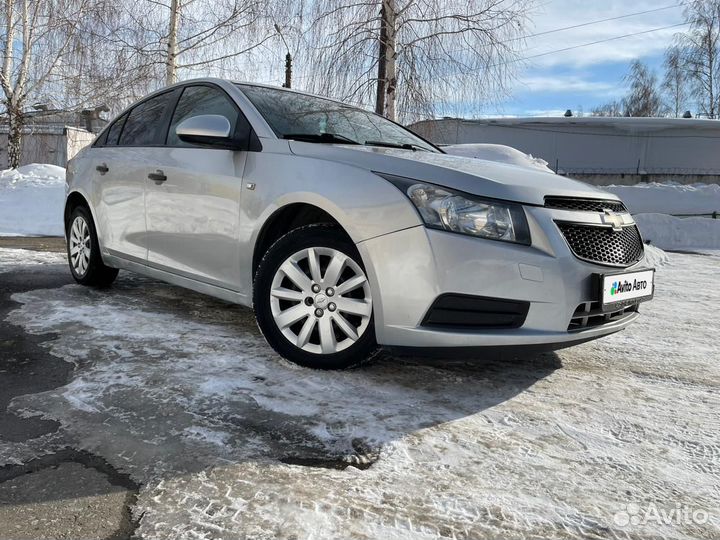 Chevrolet Cruze 1.6 AT, 2010, 210 030 км