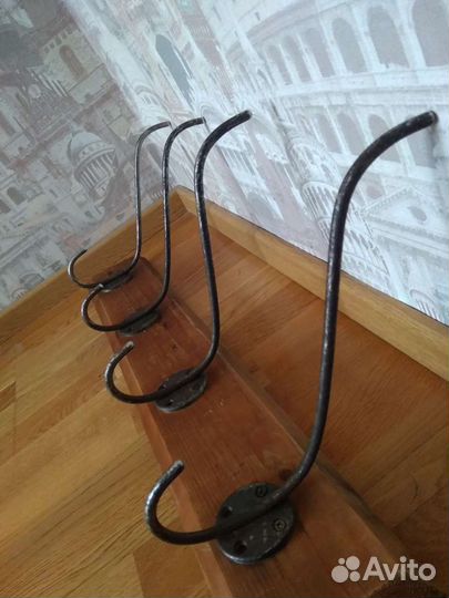 Старинная вешалка