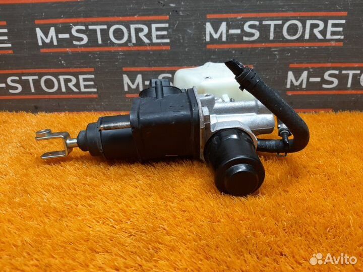 Главный тормозной цилиндр Mercedes-Benz E-Class