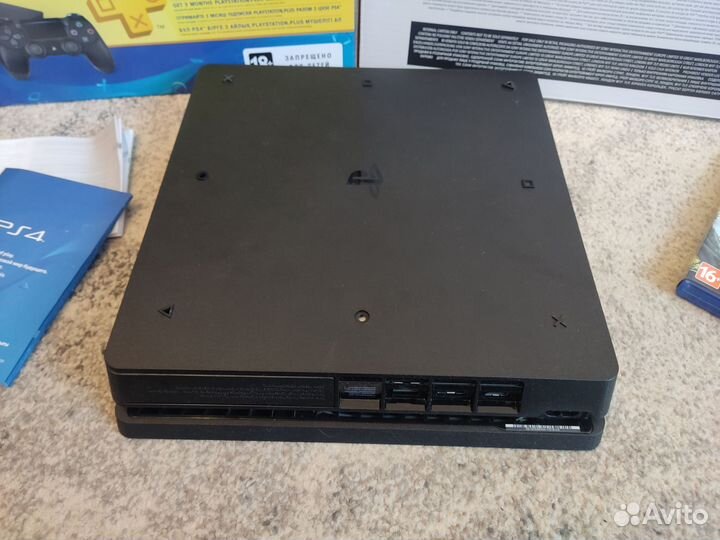 PS4 Slim+2 джоя+50 игр