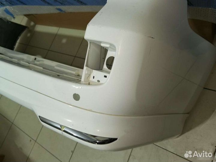 Бампер задний Toyota Land Cruiser 200 2008-2012