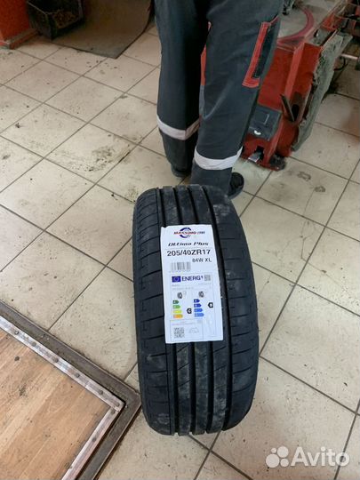 Продам литые диски