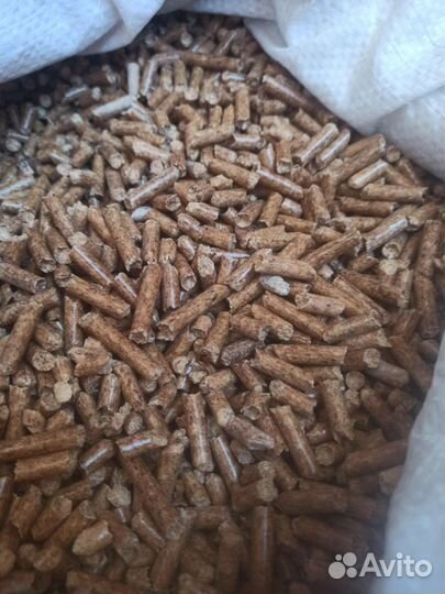 Древесный наполнитель для кошачьего туалета