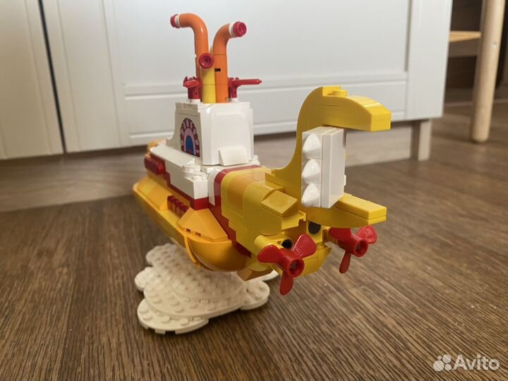 Lego yellow submarine