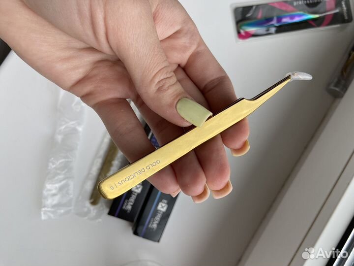 Пинцет для ресниц