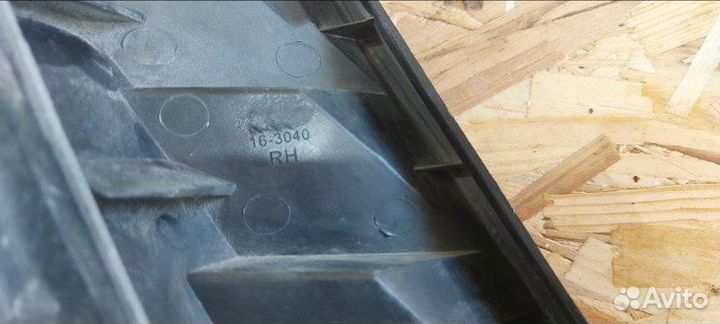 Фонарь задний правый Toyota Camry ACV30 2001-2006