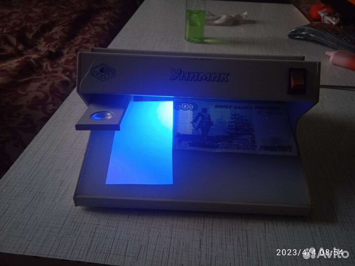 Детектор банкнот