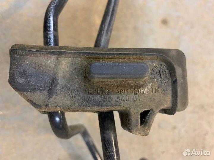 Трубка тормозная передняя Porshe Panamera 970 рест