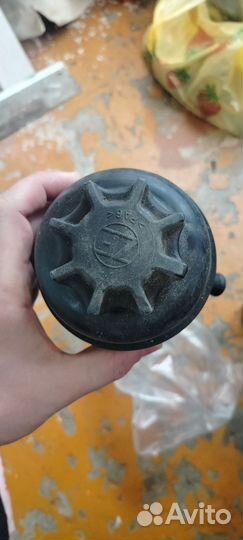 Бачок фильтр Гур приора