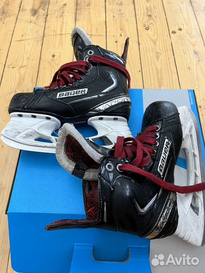 Хоккейные коньки bauer