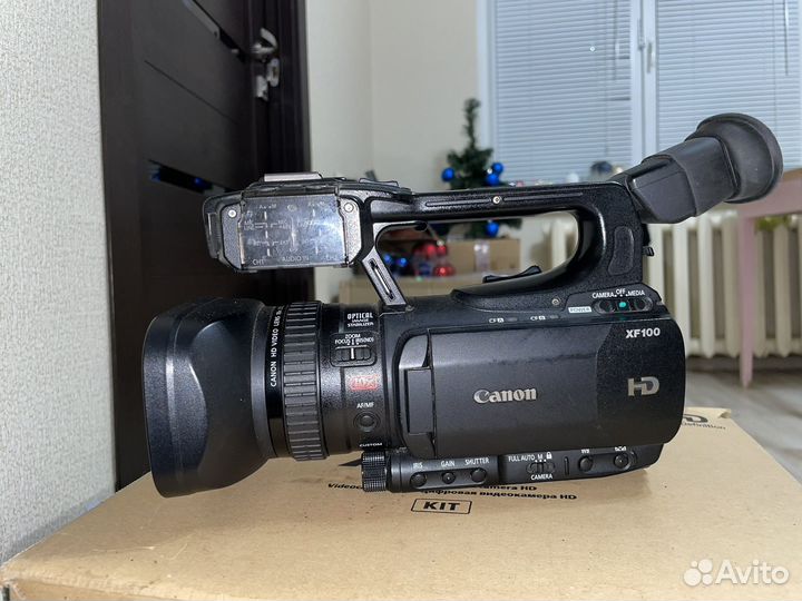 Видеокамера canon xf100