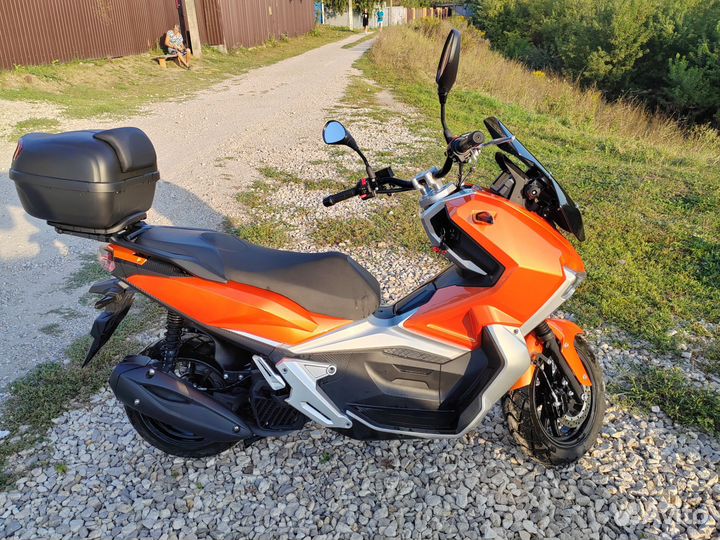 Скутер Tracer ADV