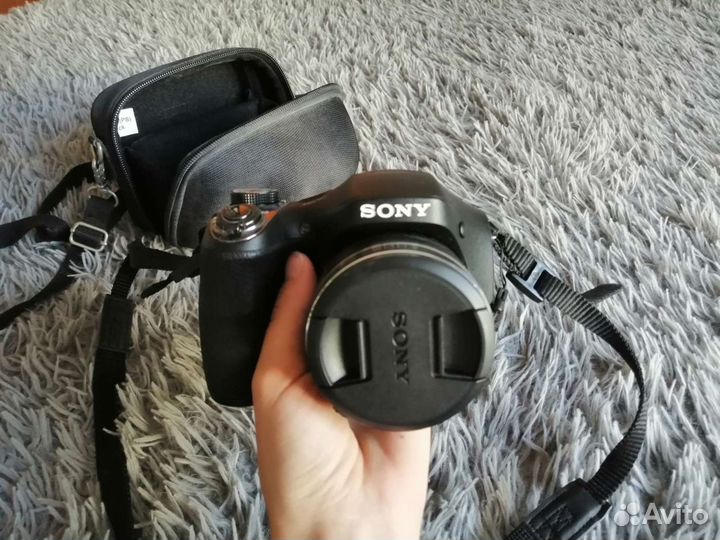 Цифровой фотоаппарат sony