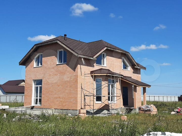 Коттедж 180 м² на участке 15 сот.