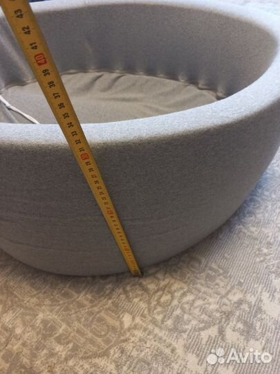 Сухой бассейн с шариками