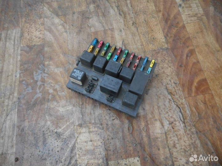 Блок реле и предохранителей ваз 2110