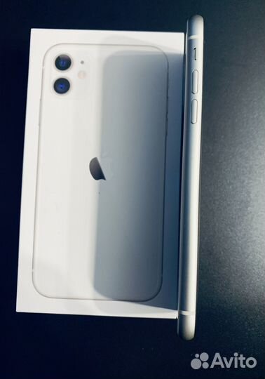 iPhone 11, 64 ГБ
