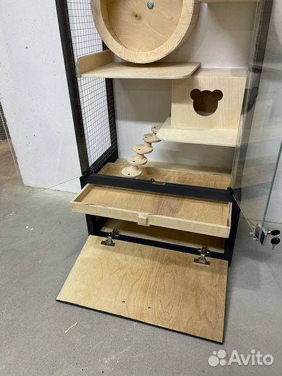 Витрина - клетка для шиншилл спб