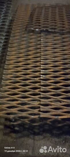 Антипробуксовачная просечка