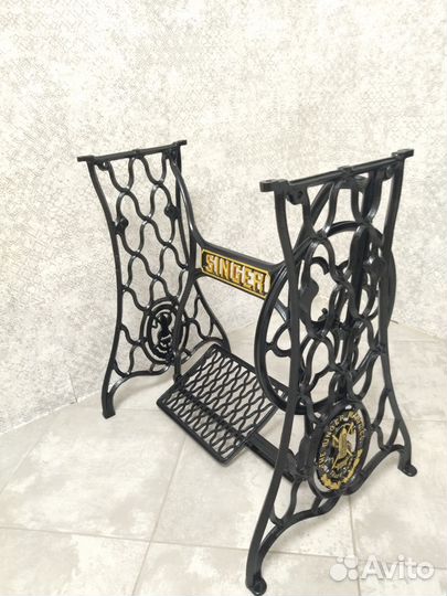 Чугунная станина singer