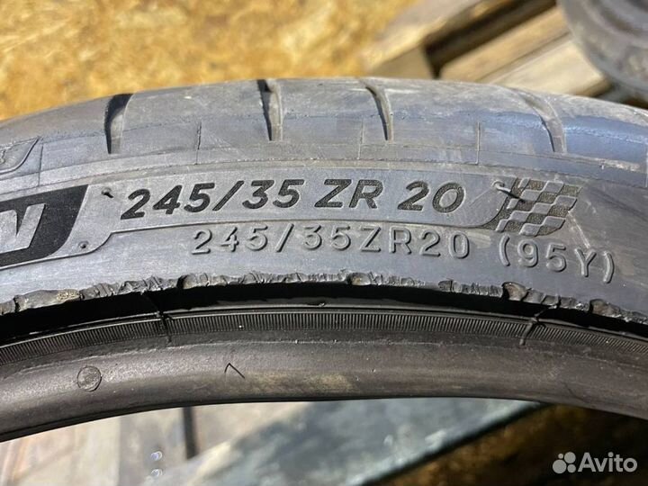 Michelin Pilot Sport 4 S 245/35 R20