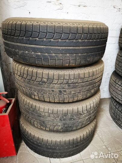 Michelin Latitude X-Ice 235/65 R17