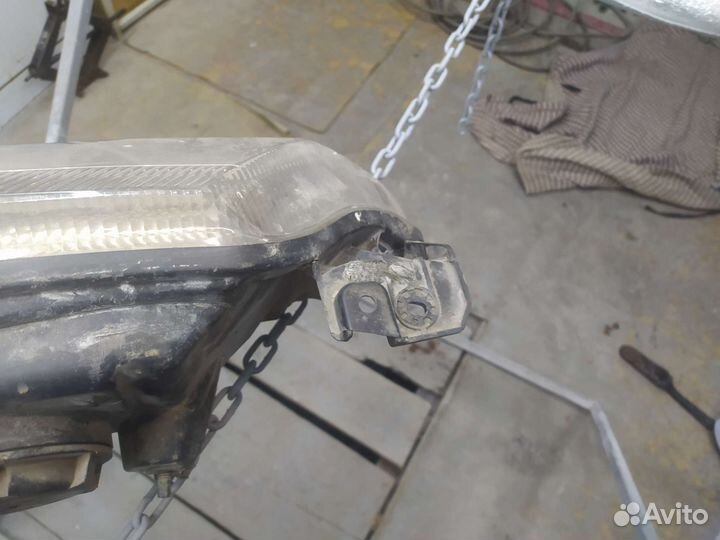 Фара на Рено лагуна 2