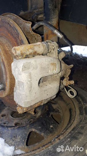 Peugeot 307 Суппорт задний левый