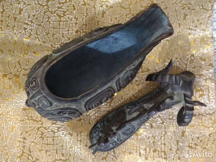 Бронзовый баран