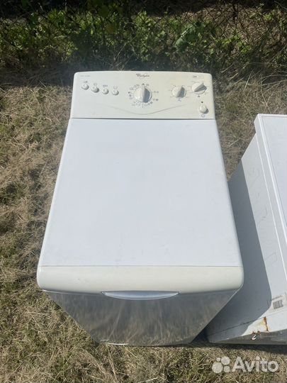 Машина с вертикальной загрузкой Whirlool Ardo